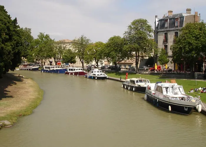 Apartment Calme En Centre Ville, 50m De La Place Carnot Carcassonne